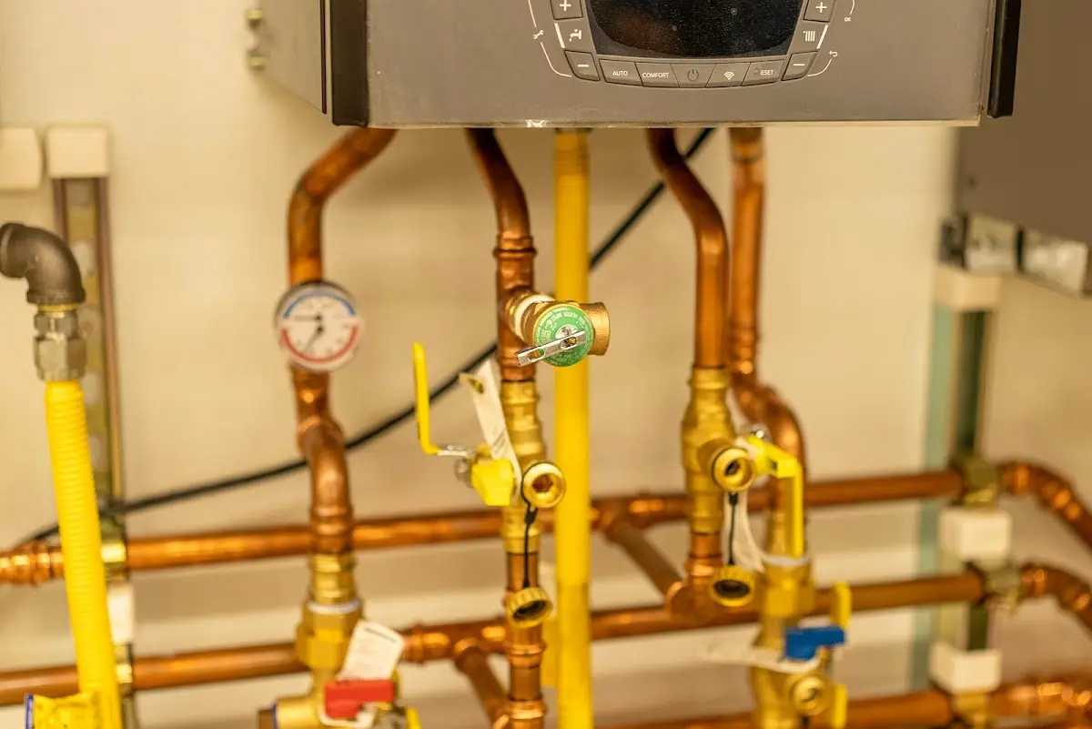 Licensed technician providing Pipe Repair for a homeowner in Homosassa Springs